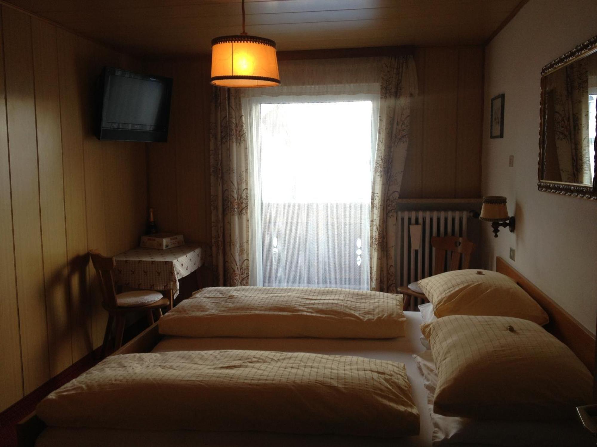 Garni Sayonara Hotel Sëlva Buitenkant foto