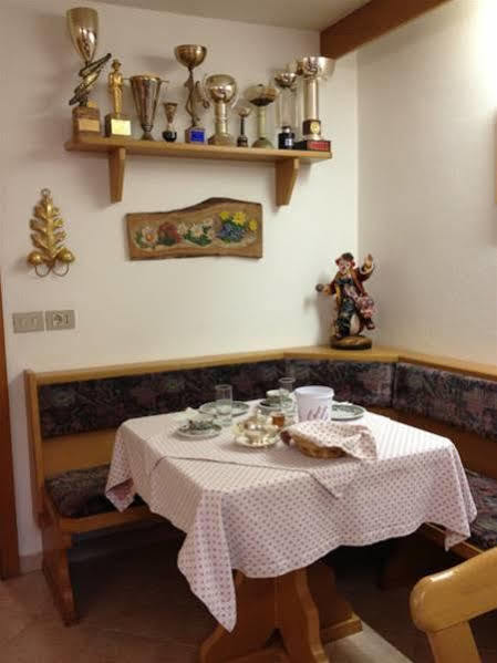 Garni Sayonara Hotel Sëlva Buitenkant foto